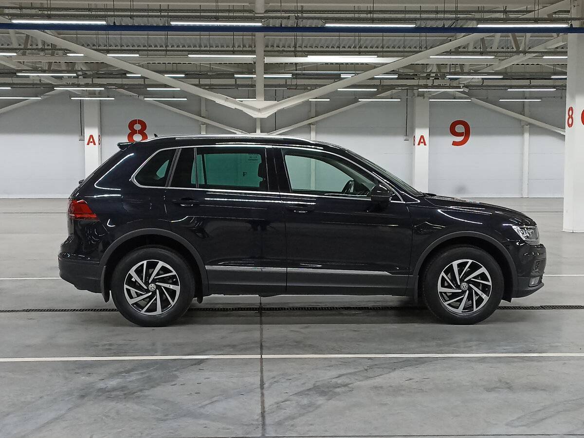 Купить Volkswagen Tiguan, 2018, 77 603 км.. Фото: #3