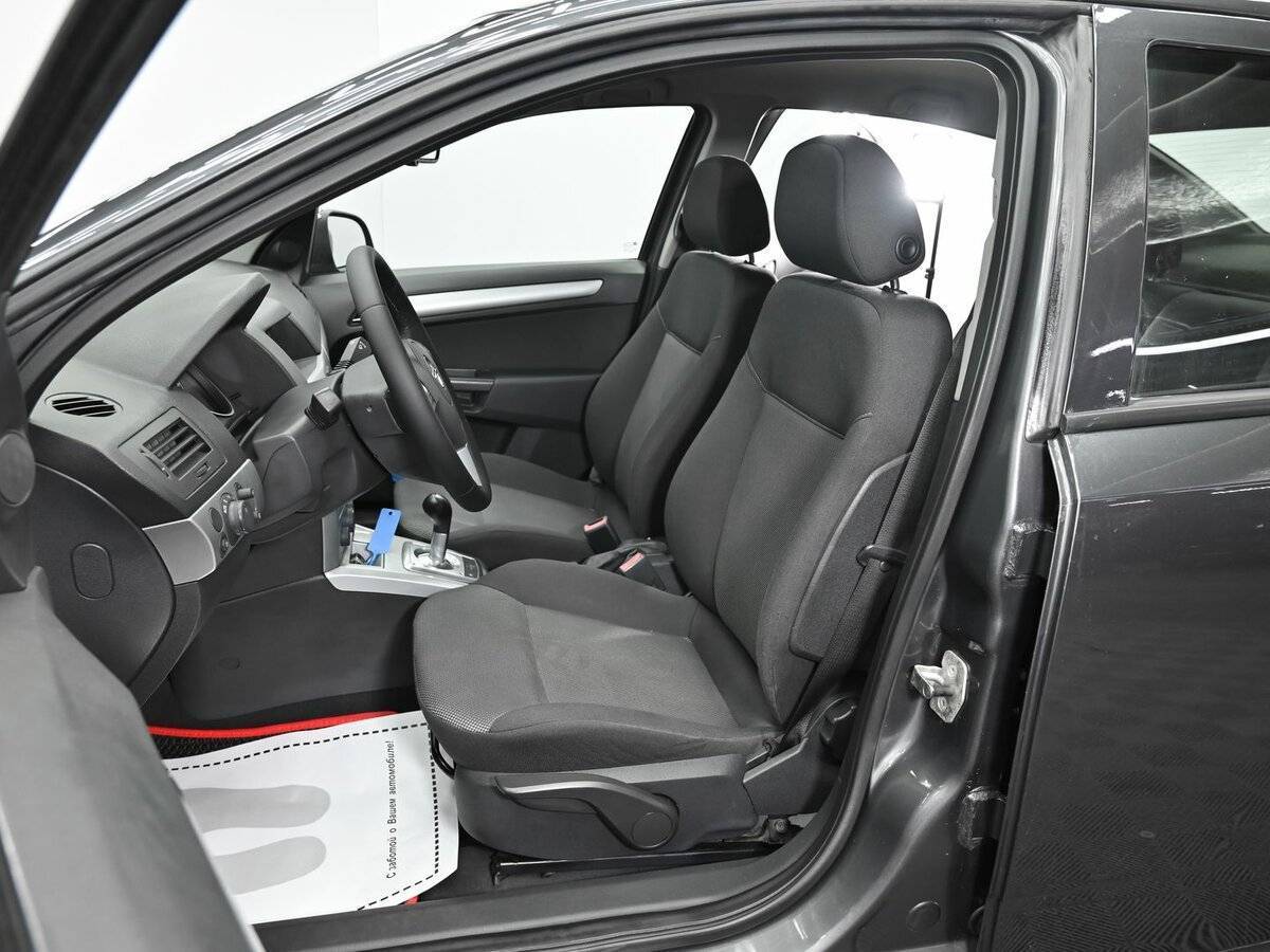 Купить Опель Астра, 2012, 159 000 км.. Фото: #5