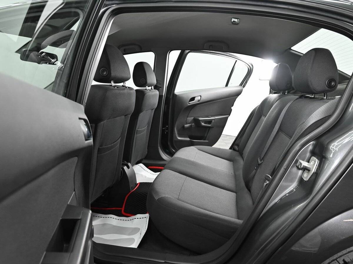 Купить Опель Астра, 2012, 159 000 км.. Фото: #12