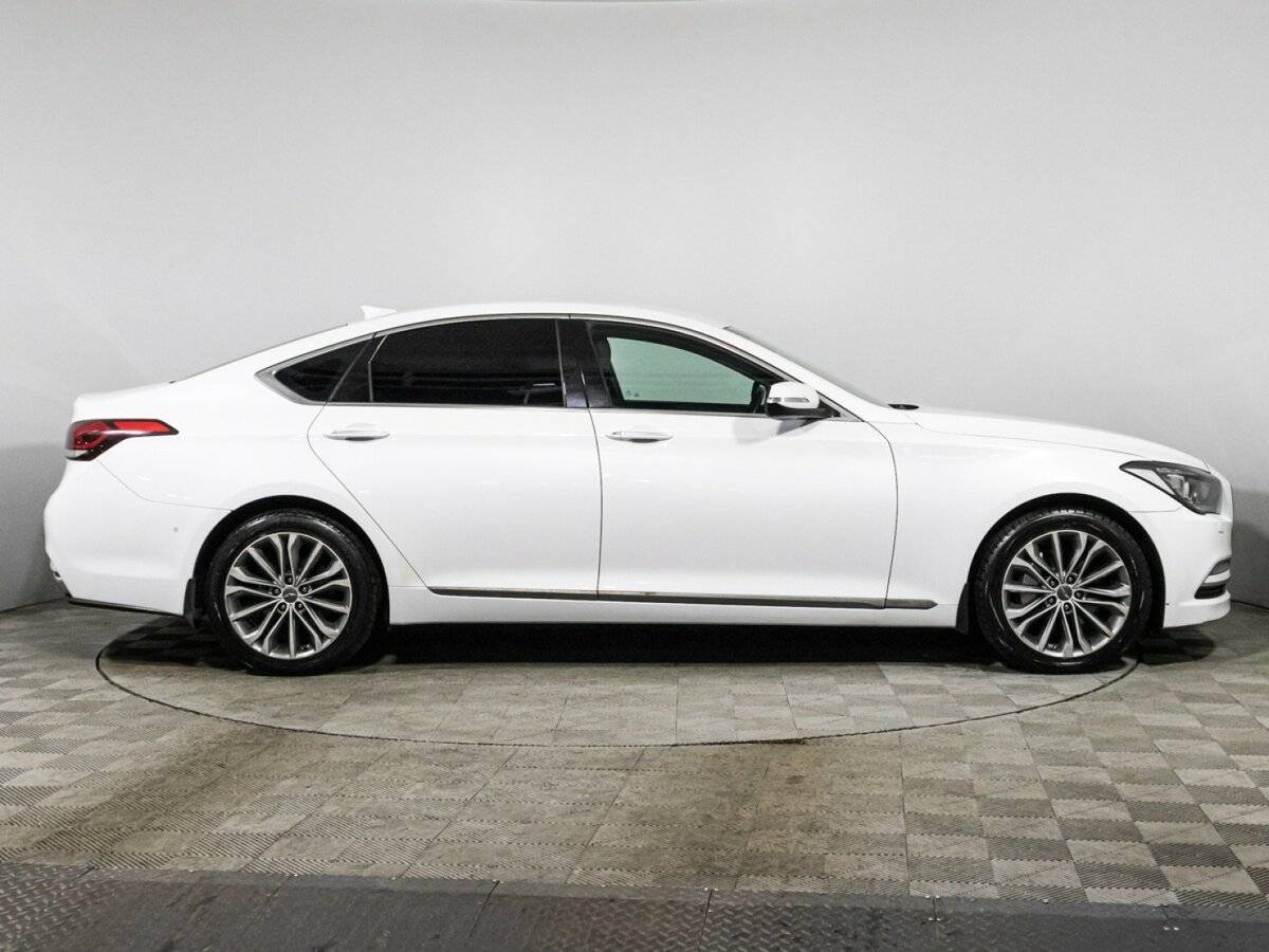 Купить Hyundai Genesis, 2015, 226 614 км.. Фото: #3