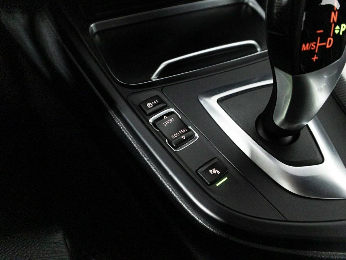 Купить BMW 3 серии, 2018, 85 826 км.. Фото: #16