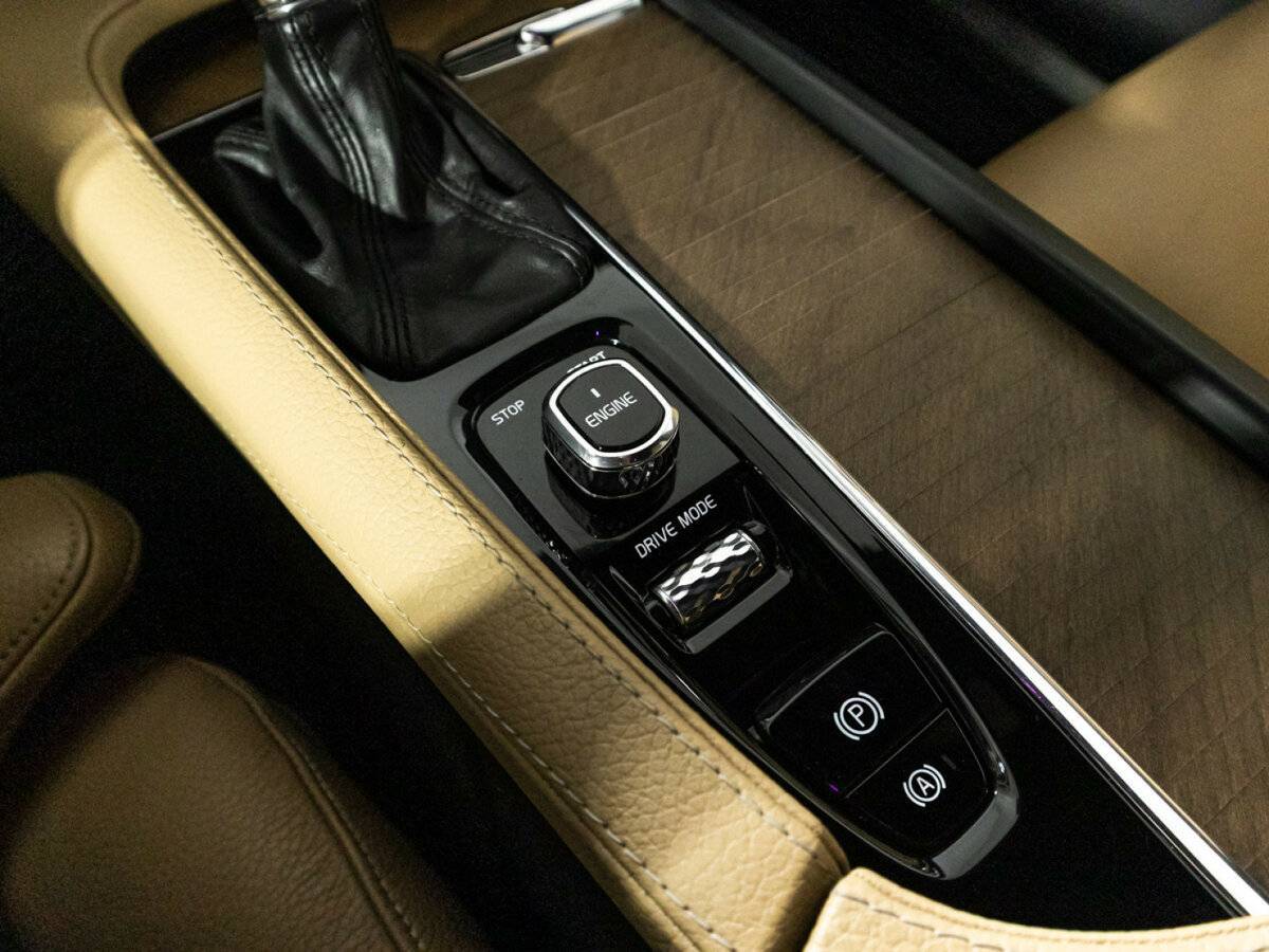 Купить Volvo XC90, 2015, 207 700 км.. Фото: #19