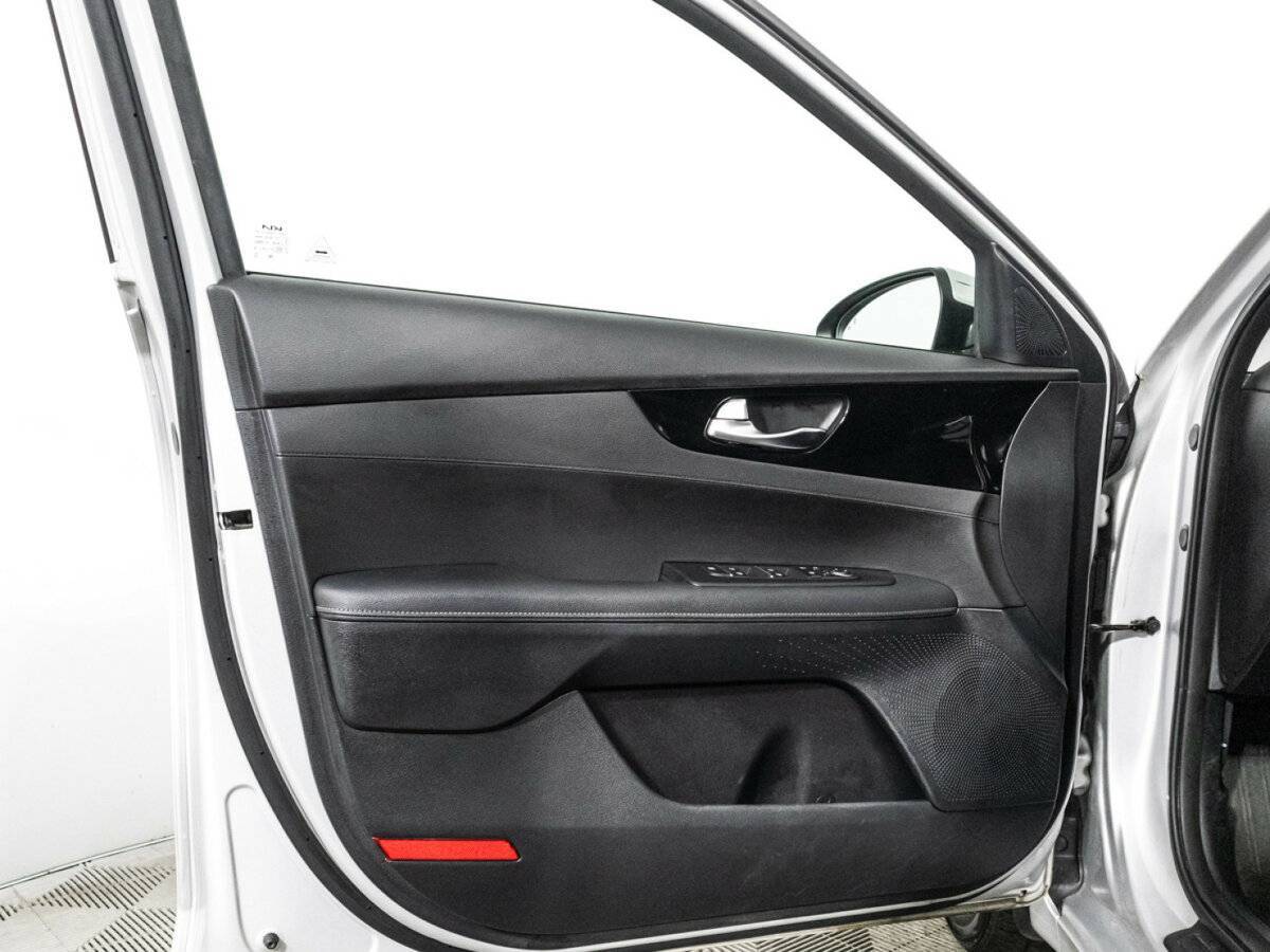 Купить Kia Cerato, 2021, 67 976 км.. Фото: #24