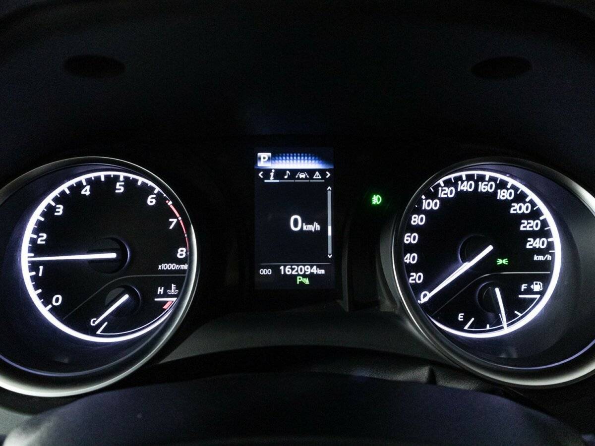 Купить Toyota Camry, 2019, 162 092 км.. Фото: #11