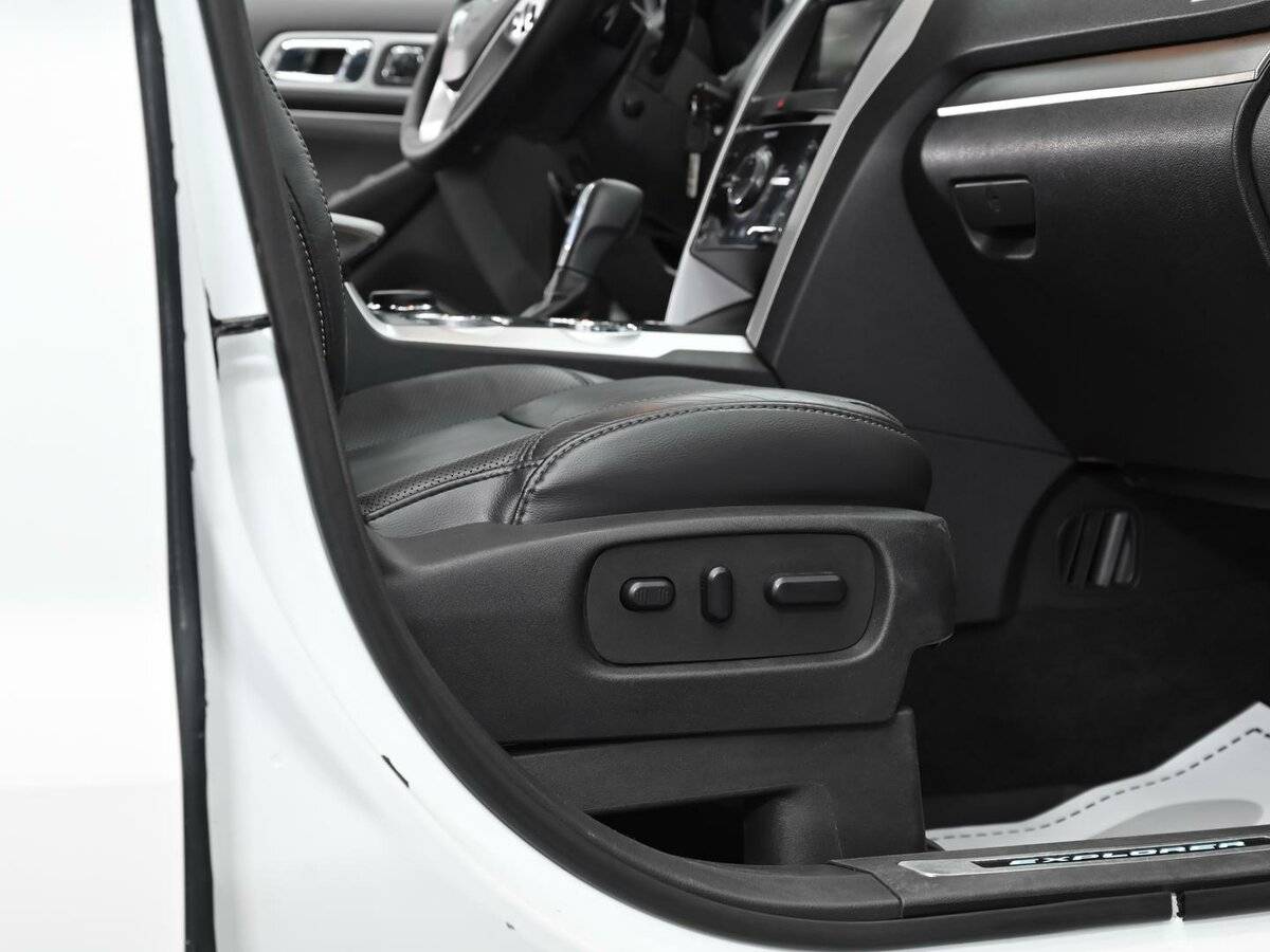 Купить Ford Explorer, 2013, 178 000 км.. Фото: #12