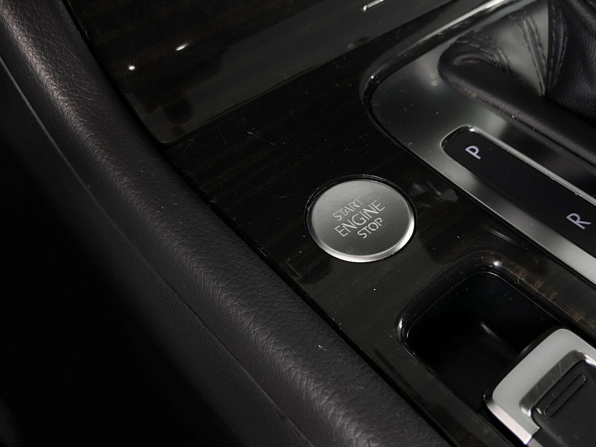 Купить Volkswagen Touareg, 2015, 133 612 км.. Фото: #13