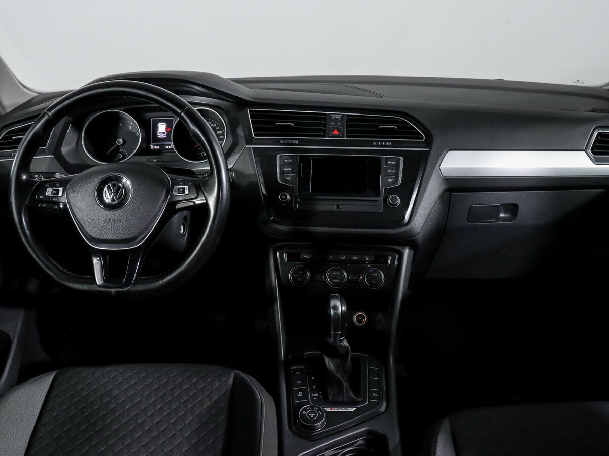 Купить Volkswagen Tiguan, 2017, 137 370 км.. Фото: #9