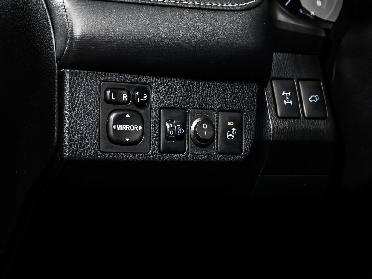 Купить Toyota RAV4, 2016, 93 450 км.. Фото: #11