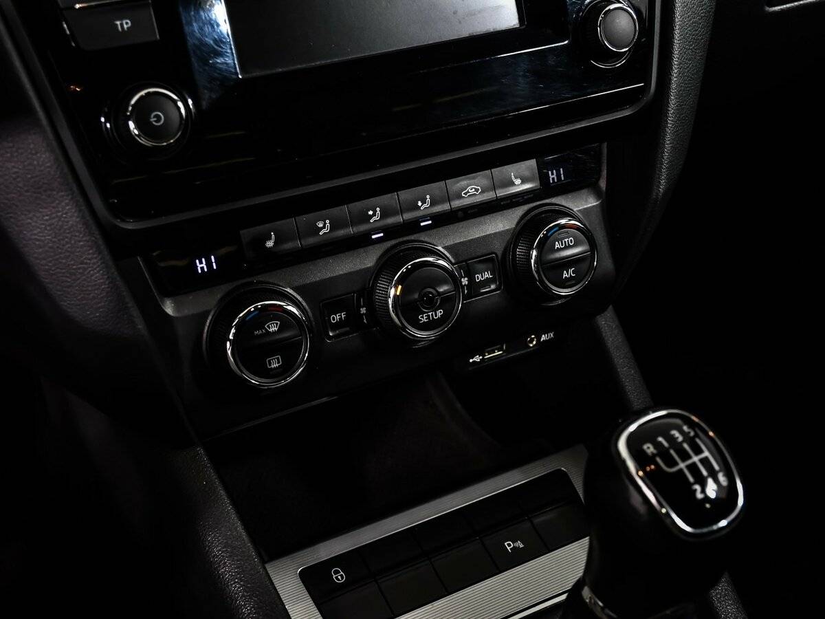 Купить Шкода Октавия, 2014, 193 124 км.. Фото: #14