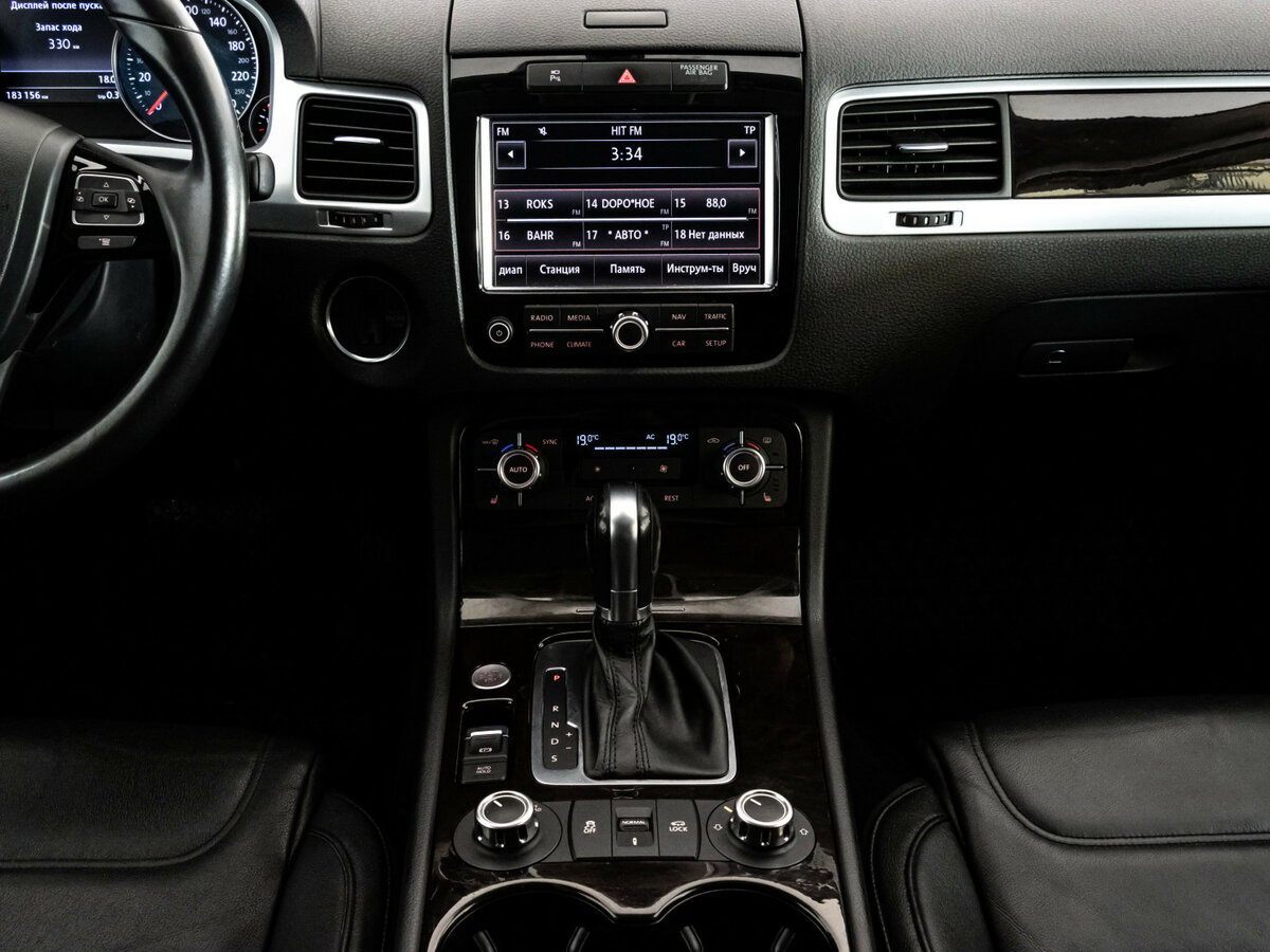 Купить Volkswagen Touareg, 2012, 183 121 км.. Фото: #10