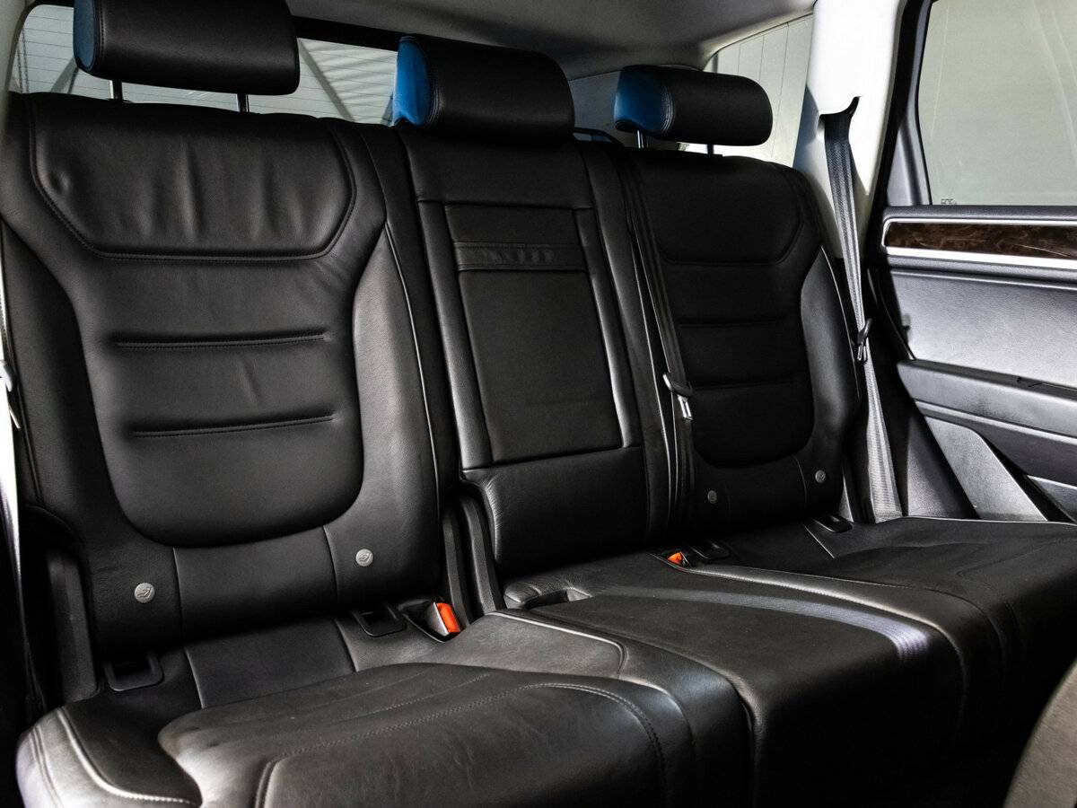 Купить Volkswagen Touareg, 2012, 183 121 км.. Фото: #19