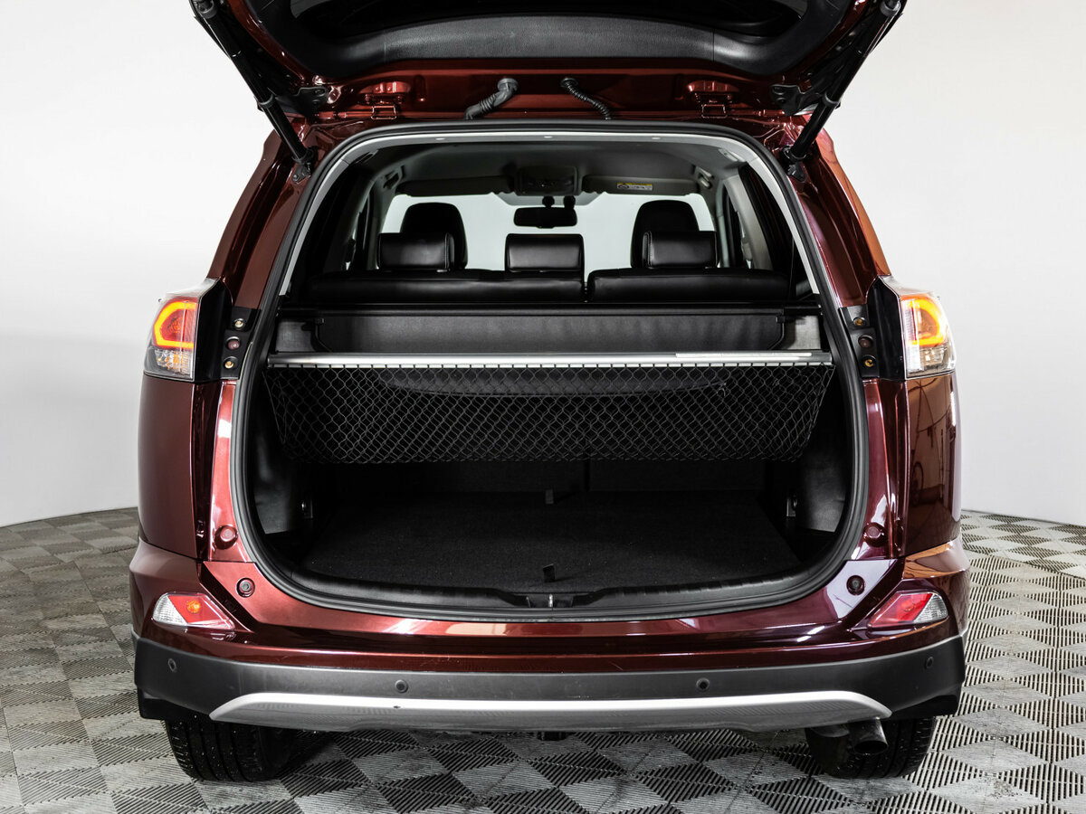 Купить Toyota RAV4, 2019, 88 743 км.. Фото: #17