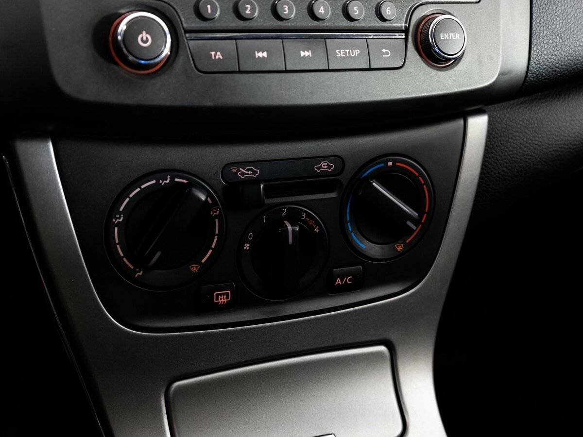 Купить Ниссан Сентра, 2015, 179 675 км.. Фото: #10