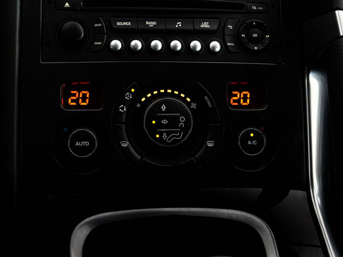 Купить Пежо 3008, 2014, 201 486 км.. Фото: #10