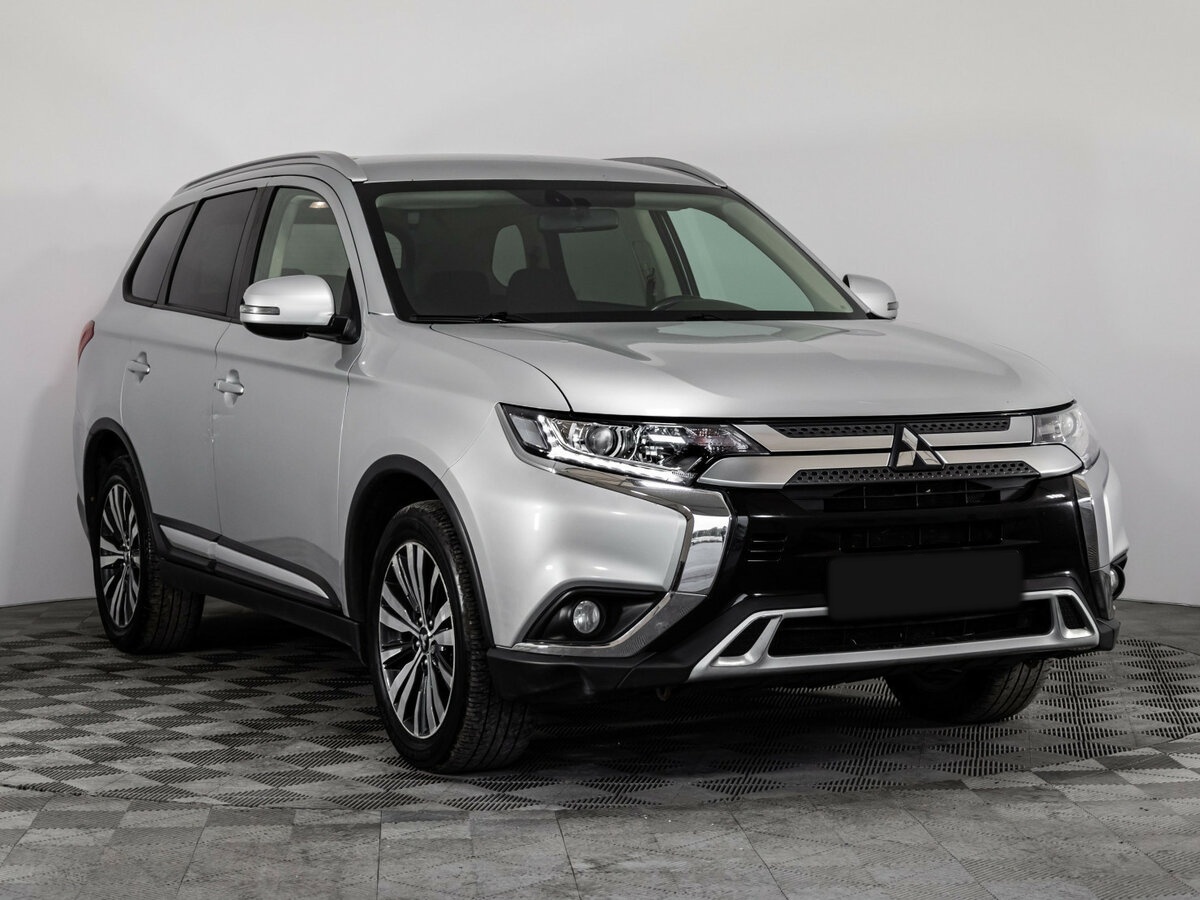 Купить Mitsubishi Outlander, 2019, 100 724 км.. Фото: #2