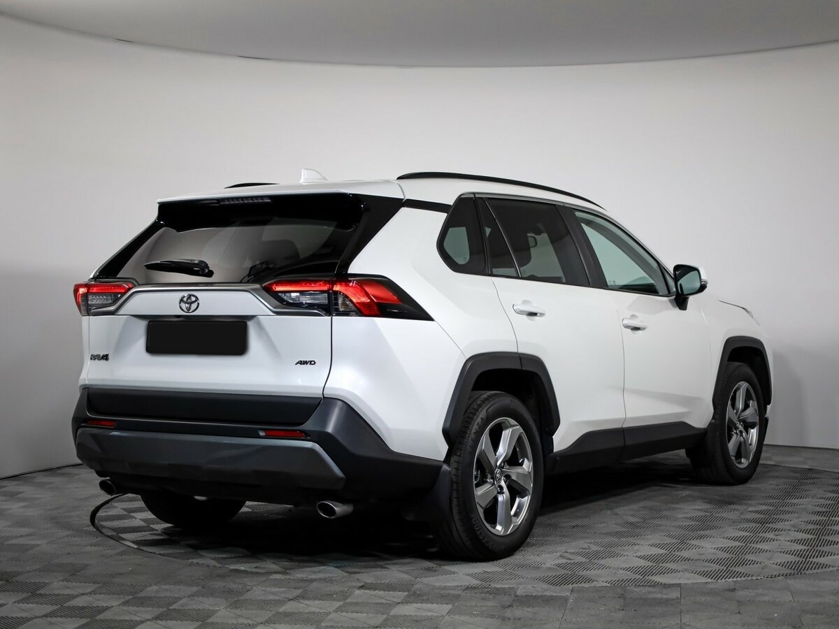 Купить Toyota RAV4, 2019, 109 626 км.. Фото: #4