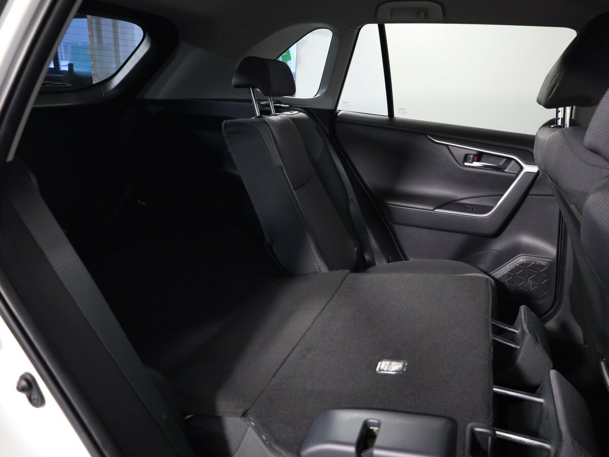 Купить Toyota RAV4, 2019, 109 626 км.. Фото: #13