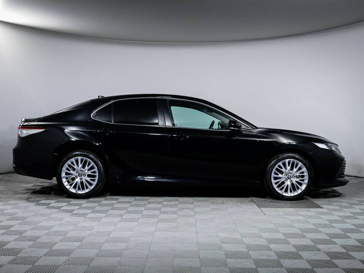 Купить Toyota Camry, 2019, 70 133 км.. Фото: #3