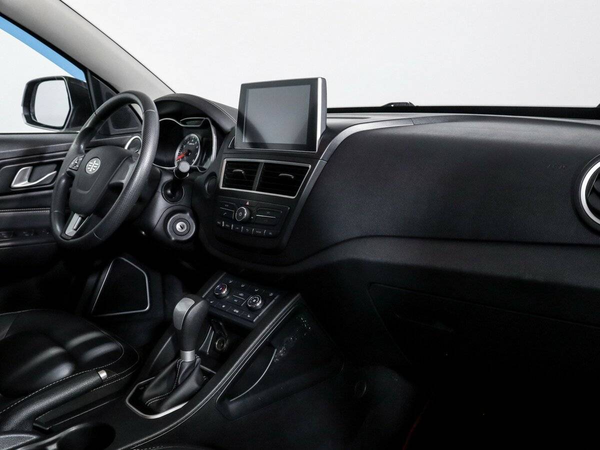 Купить ФАВ Бестюрн Икс40, 2021, 91 614 км.. Фото: #6