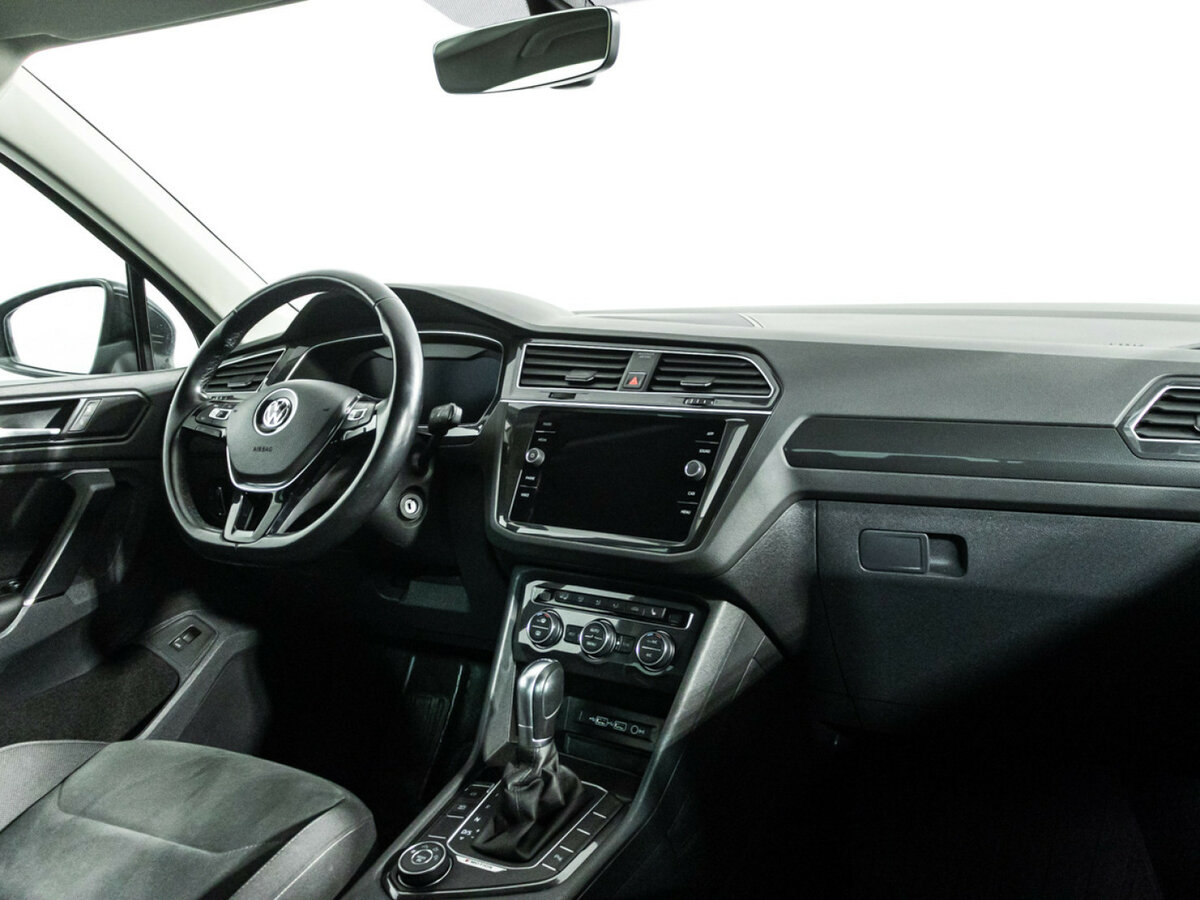 Купить Volkswagen Tiguan, 2018, 132 436 км.. Фото: #8