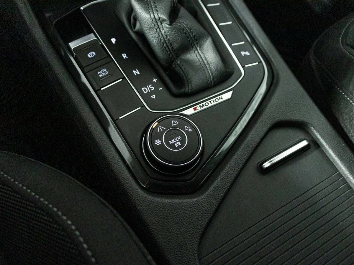 Купить Volkswagen Tiguan, 2018, 132 436 км.. Фото: #15