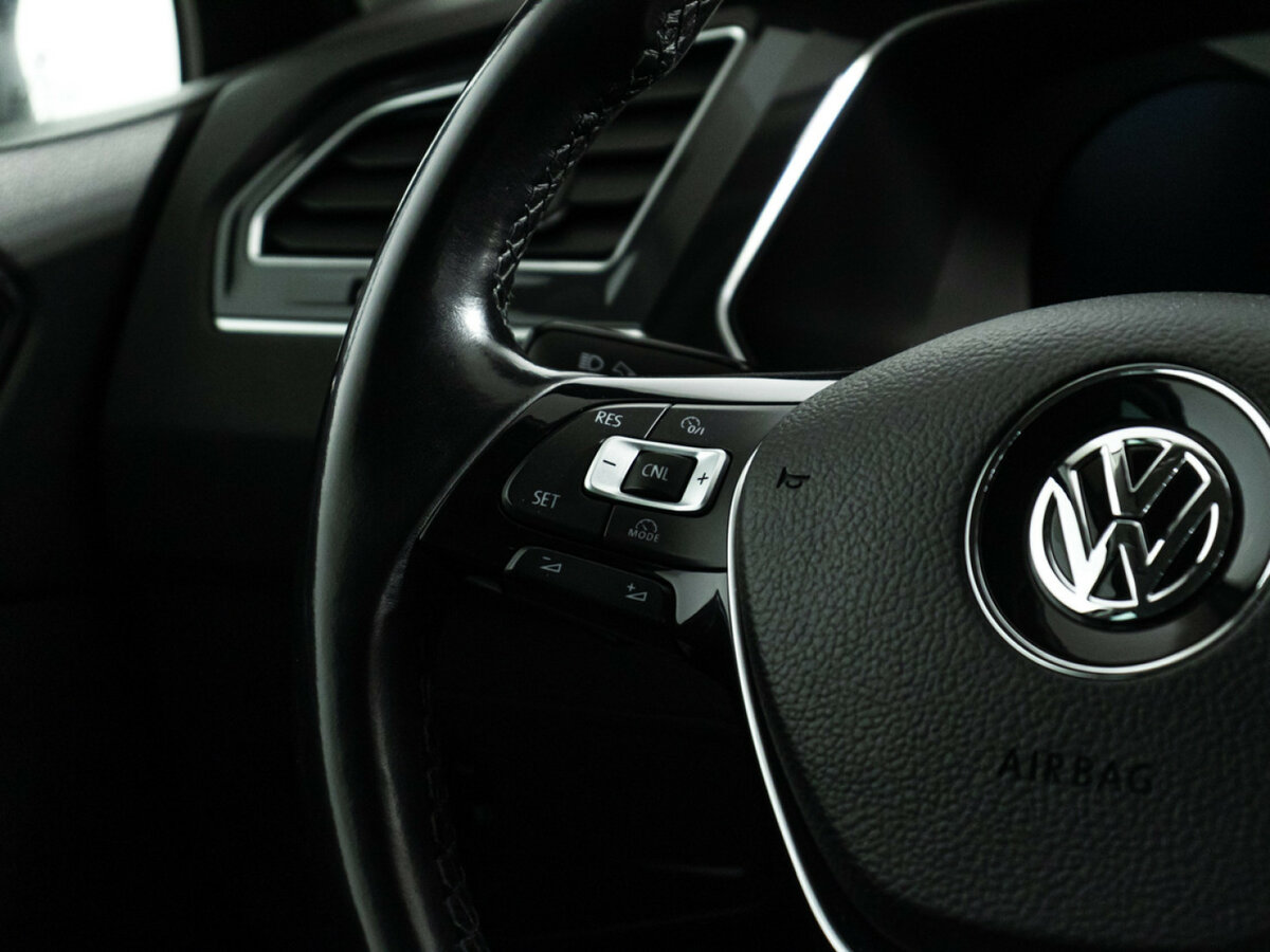 Купить Volkswagen Tiguan, 2018, 132 436 км.. Фото: #16