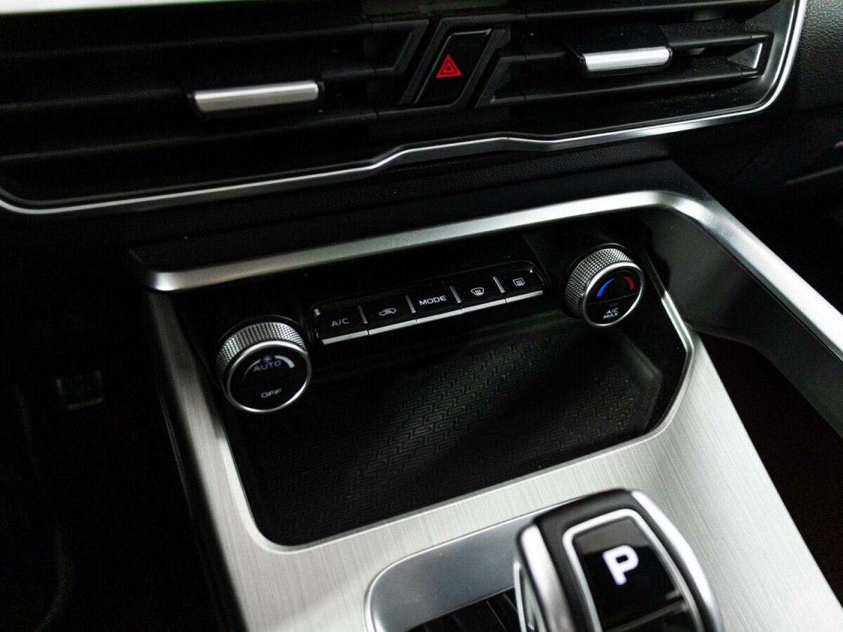 Купить Джили Кулрэй, 2021, 71 656 км.. Фото: #16