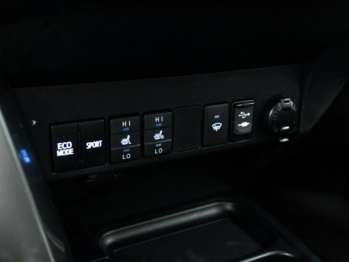 Купить Toyota RAV4, 2017, 110 130 км.. Фото: #15