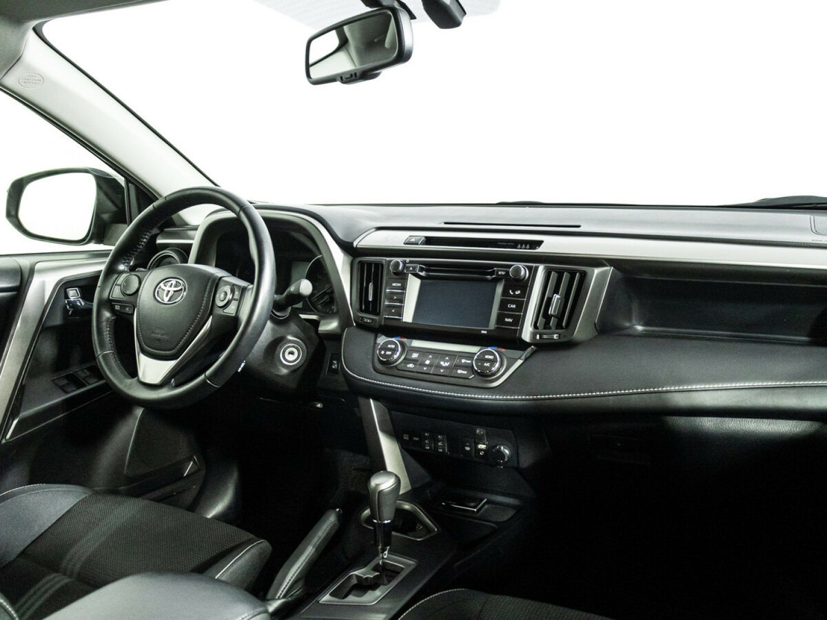 Купить Toyota RAV4, 2016, 66 702 км.. Фото: #8