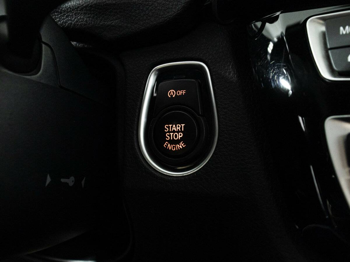 Купить BMW 3 серии, 2017, 104 024 км.. Фото: #15