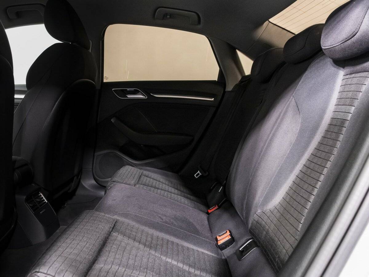 Купить Audi A3, 2018, 74 927 км.. Фото: #7