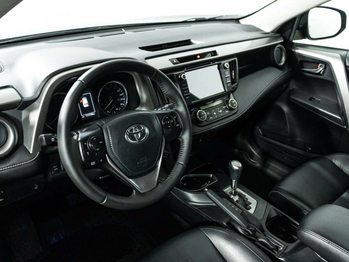 Купить Toyota RAV4, 2016, 111 735 км.. Фото: #10
