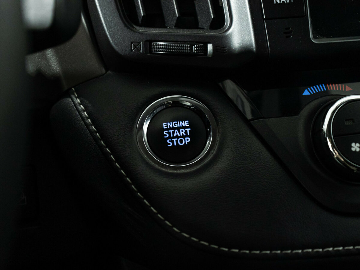 Купить Toyota RAV4, 2016, 111 735 км.. Фото: #20