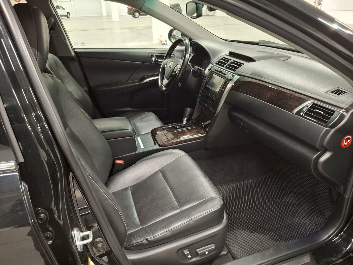 Купить Тойота Камри, 2015, 236 438 км.. Фото: #9