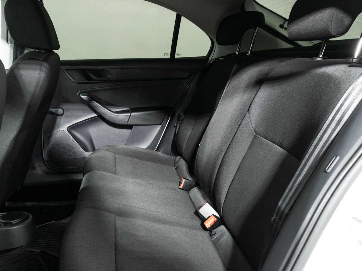 Купить Skoda Rapid, 2015, 75 216 км.. Фото: #9