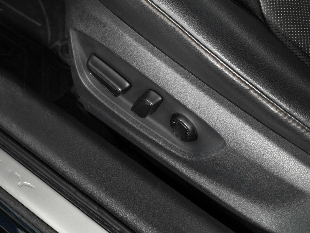 Купить Toyota Camry, 2018, 112 843 км.. Фото: #8