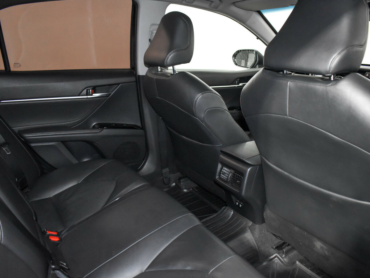 Купить Toyota Camry, 2018, 112 843 км.. Фото: #12