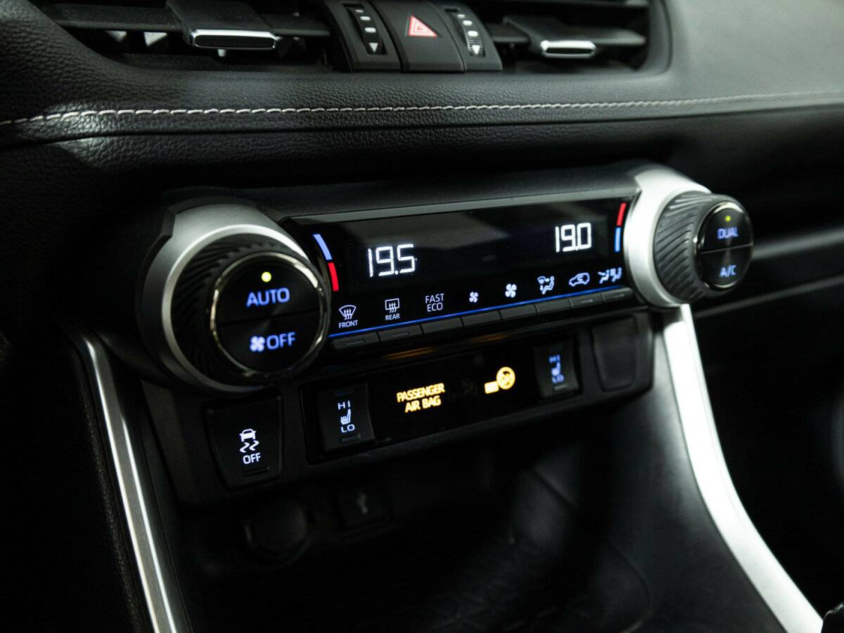 Купить Toyota RAV4, 2021, 98 311 км.. Фото: #15