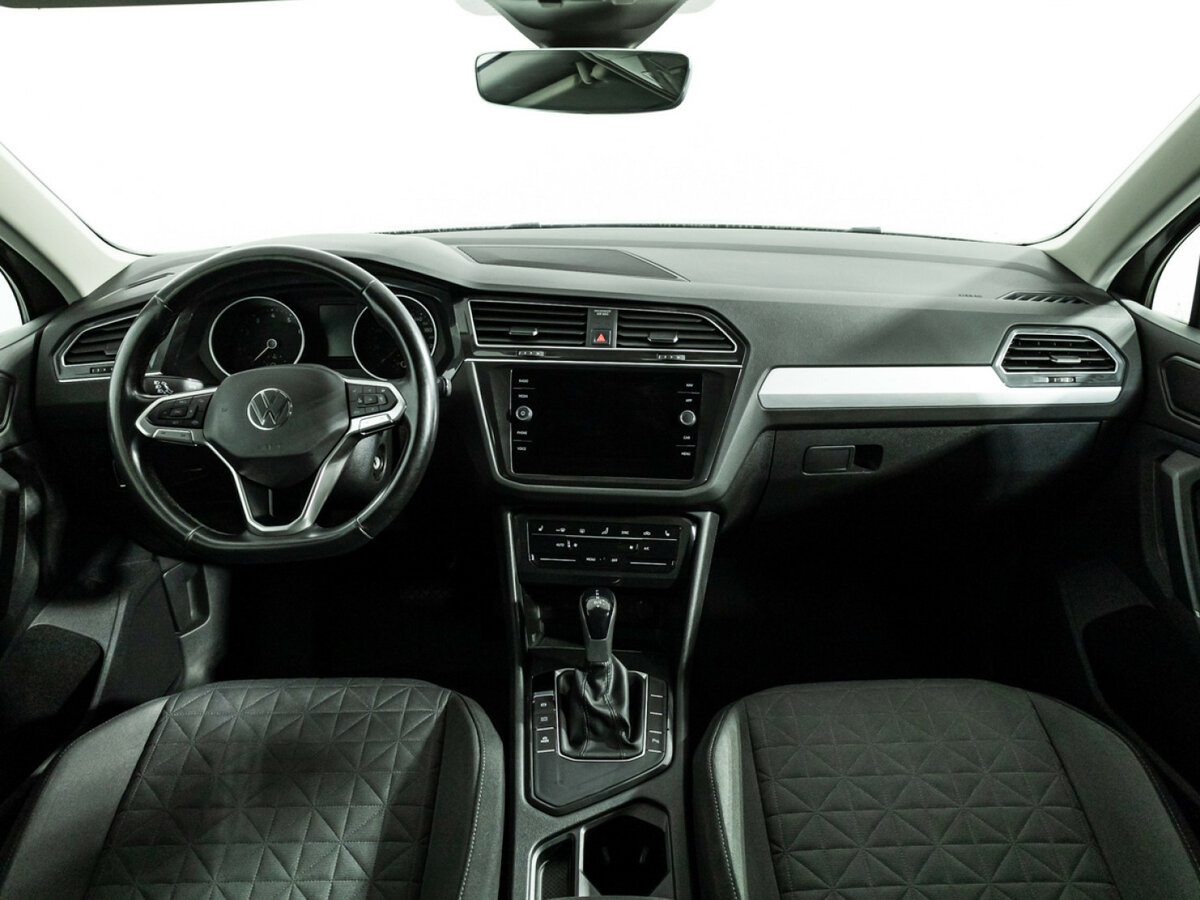 Купить Volkswagen Tiguan, 2021, 94 592 км.. Фото: #12
