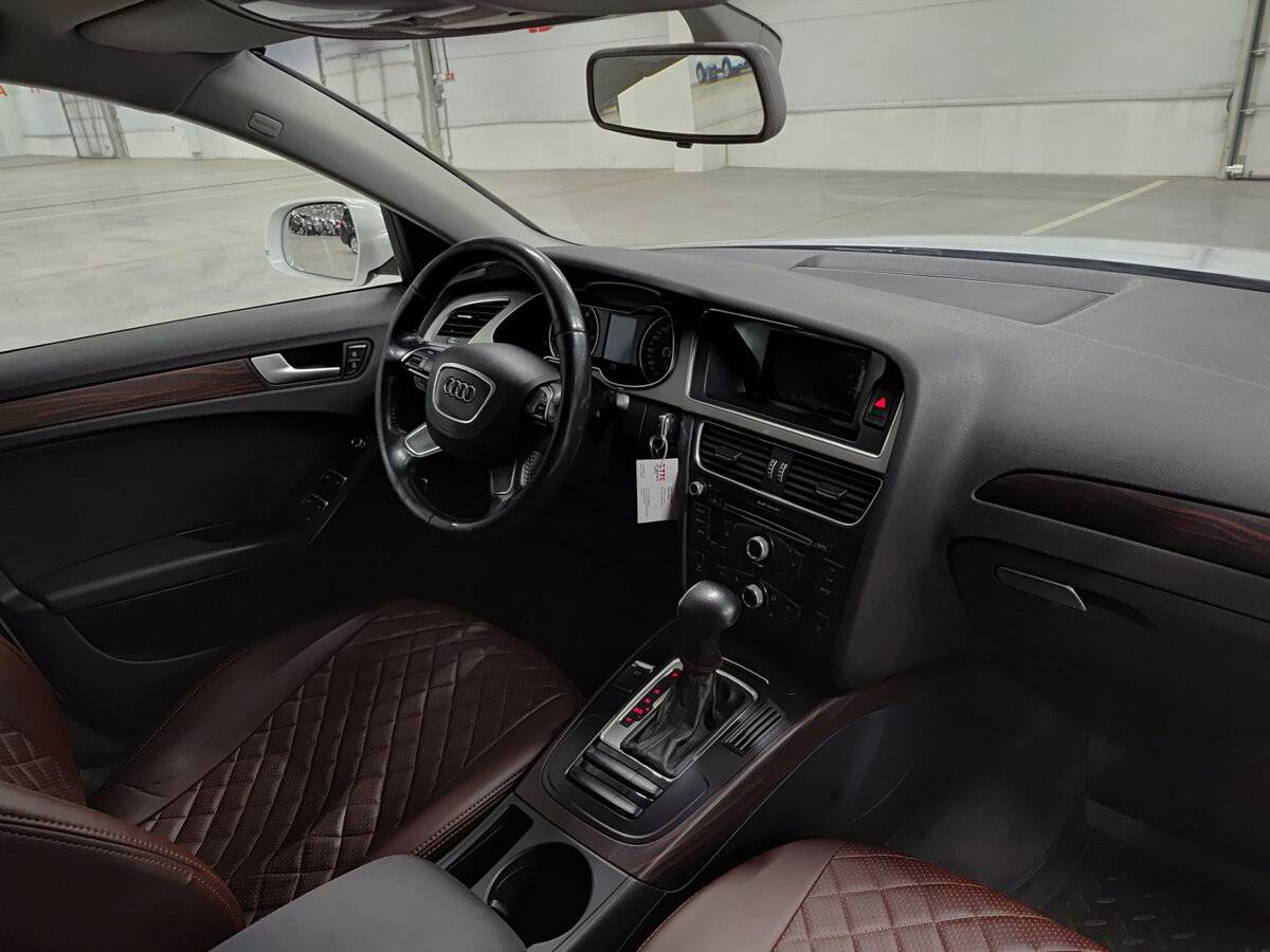 Купить Audi A4, 2012, 191 661 км.. Фото: #10