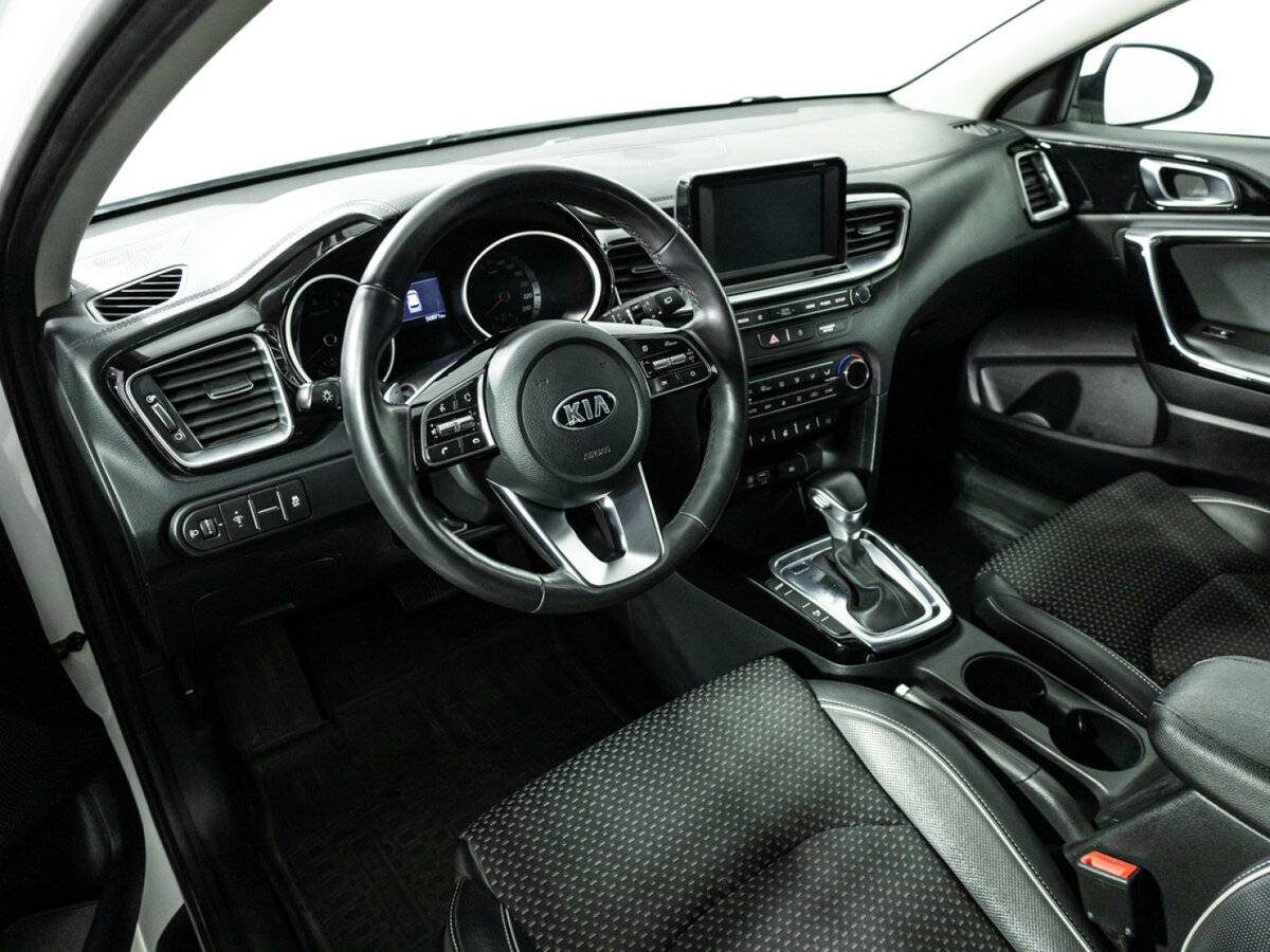 Купить Kia Ceed, 2019, 50 868 км.. Фото: #10