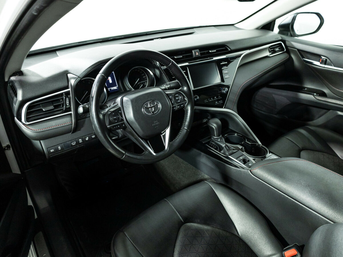Купить Toyota Camry, 2020, 71 000 км.. Фото: #8