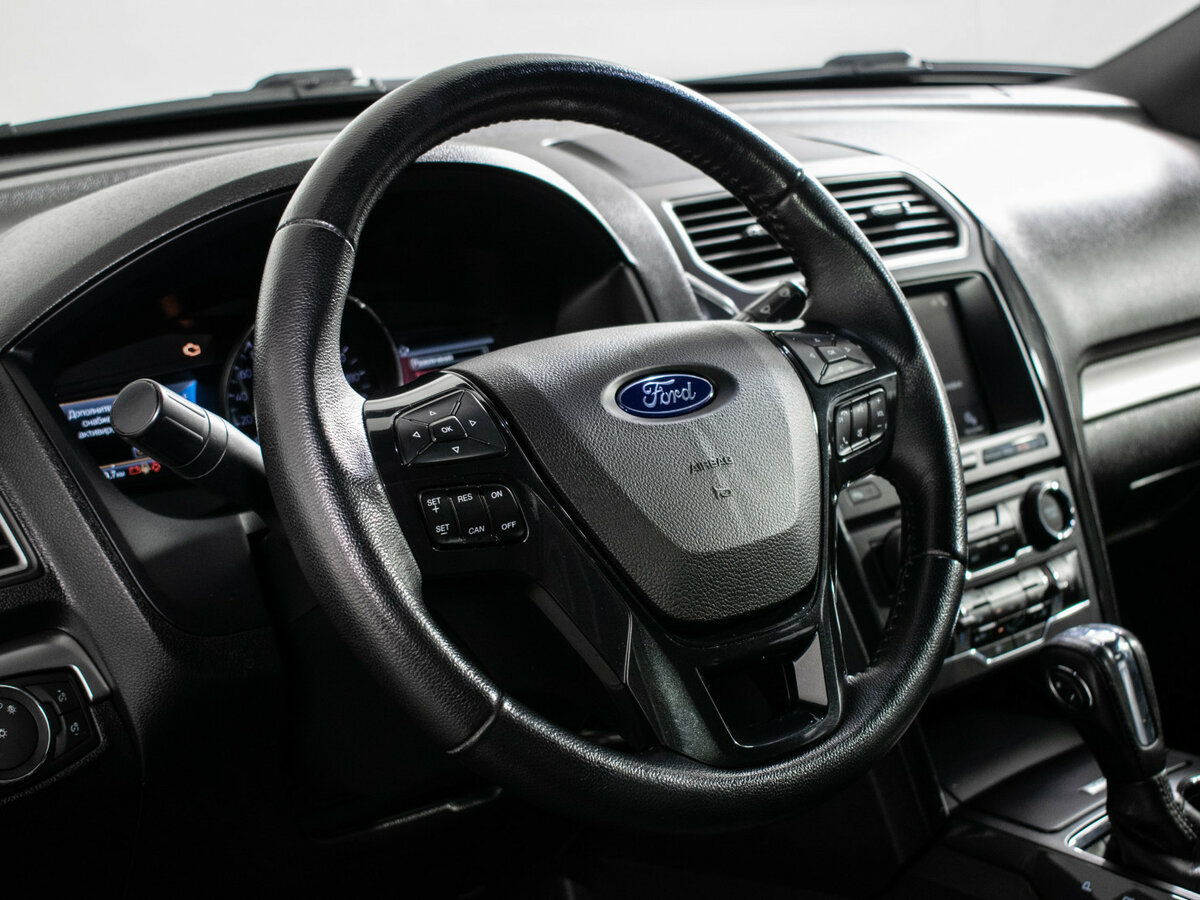Купить Ford Explorer, 2018, 110 837 км.. Фото: #13