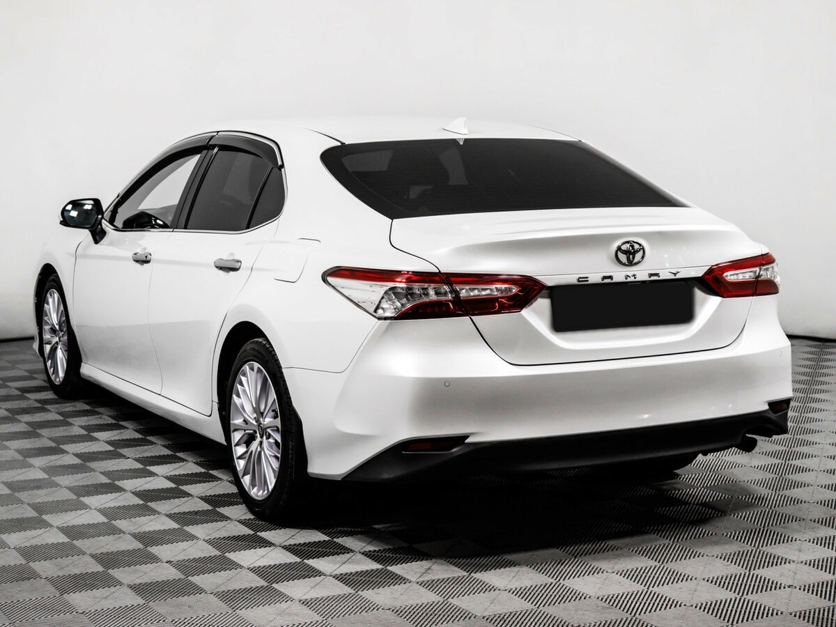 Купить Toyota Camry, 2019, 177 988 км.. Фото: #6