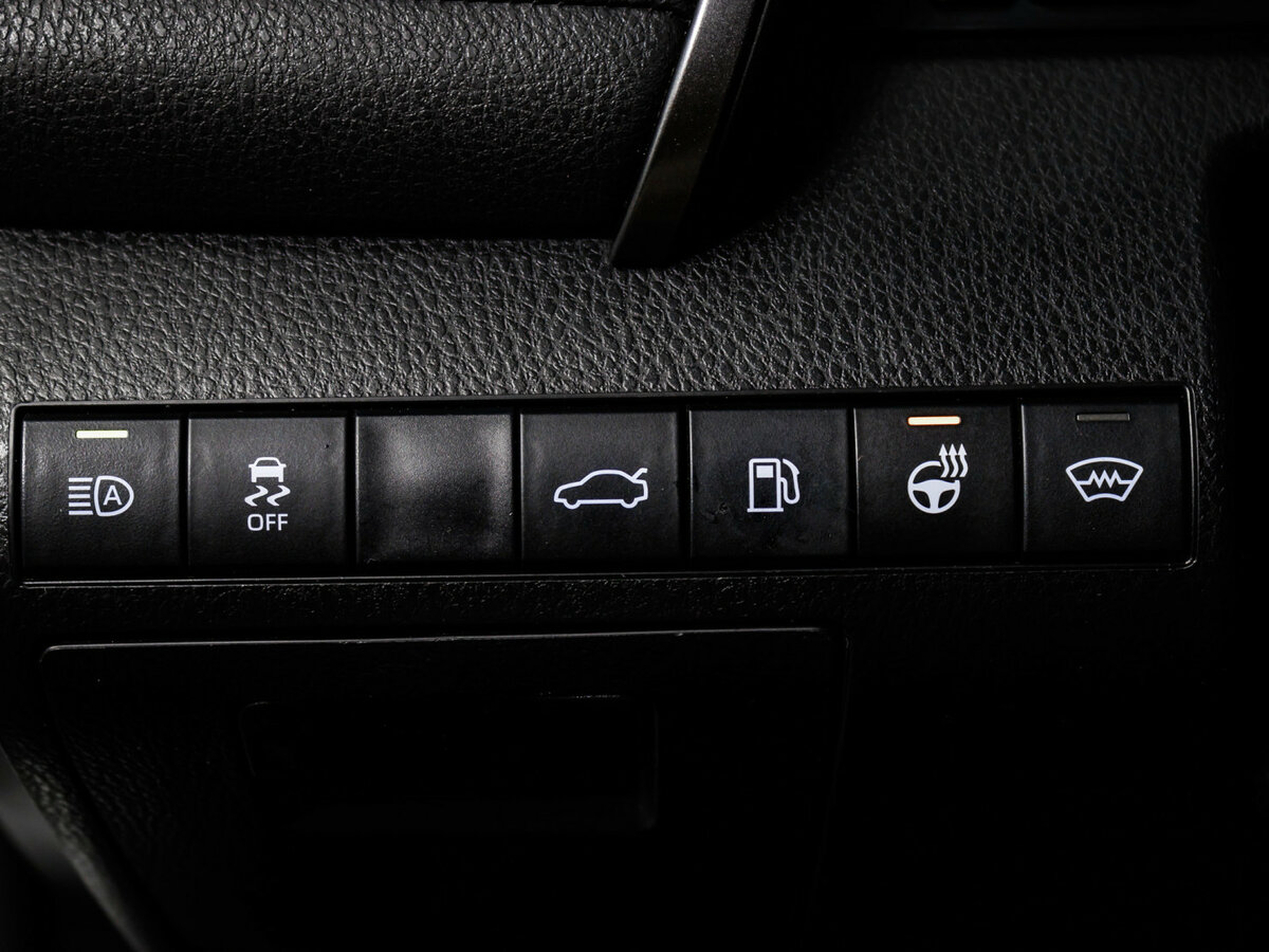 Купить Toyota Camry, 2019, 177 988 км.. Фото: #17