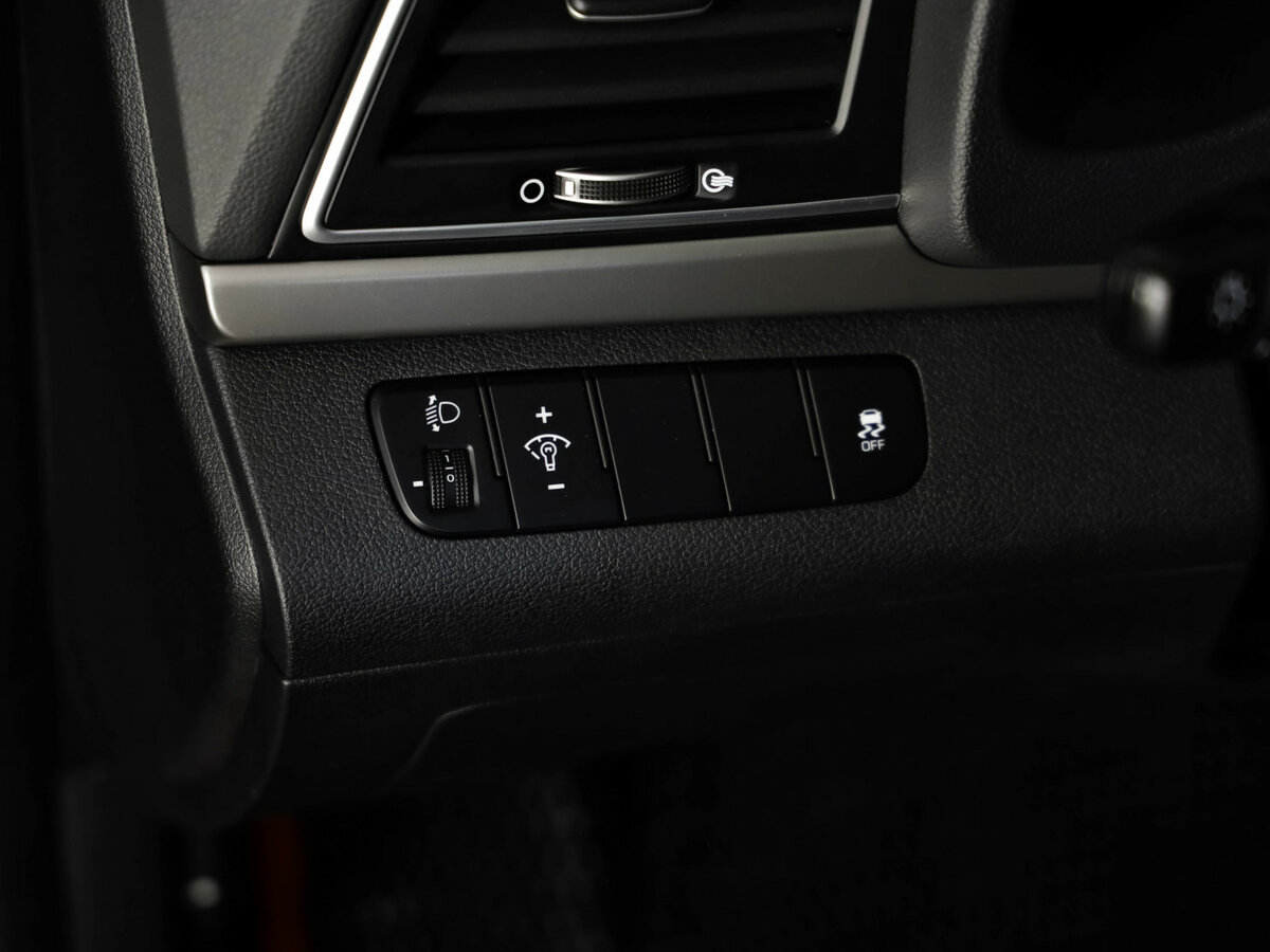 Купить Hyundai Elantra, 2016, 151 872 км.. Фото: #14